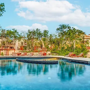 https://nature-luxury-selva-norte.tulum-hotels.net