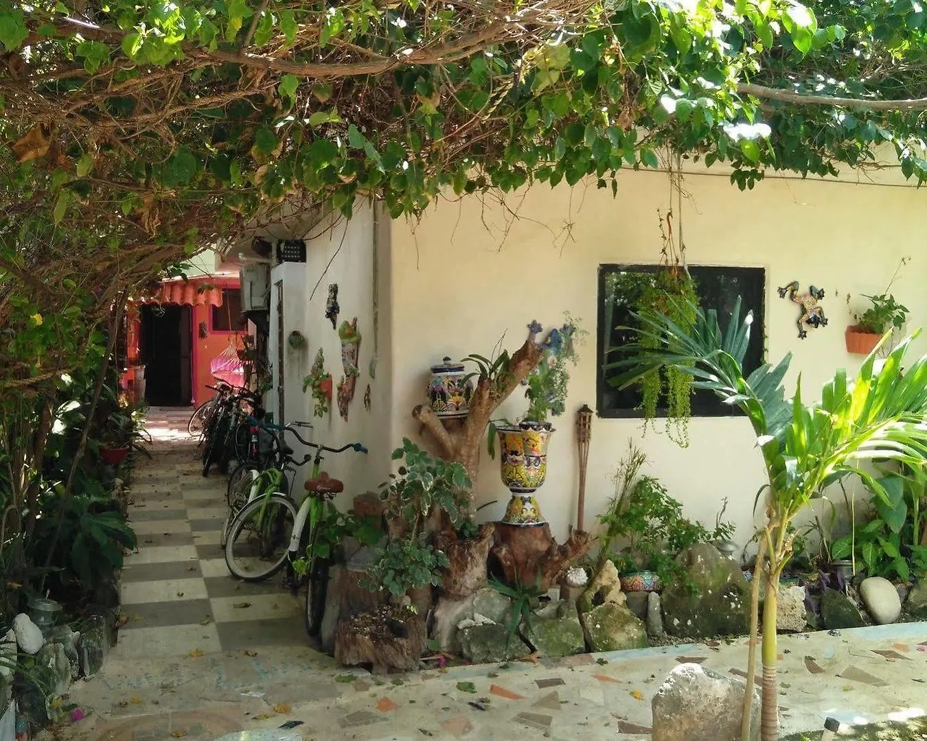Buenos Dias Guest House Puerto Morelos